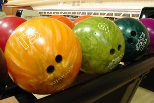 How Heavy Is A Regulation Bowling Ball?