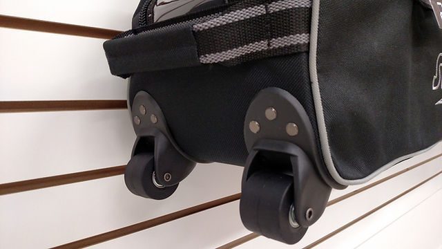 What Features Should I Look For In A Bowling Bag?